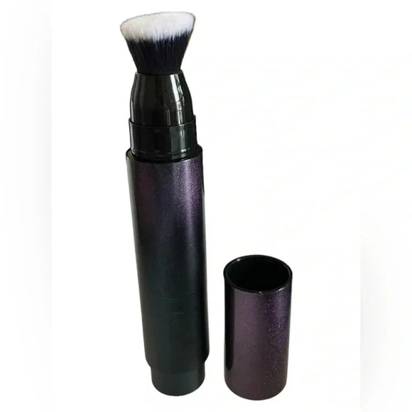 Surratt Surreal Skin Foundation Wand with Refill Shade: 17 Rich Brown/Yellow - Picture 4 of 6